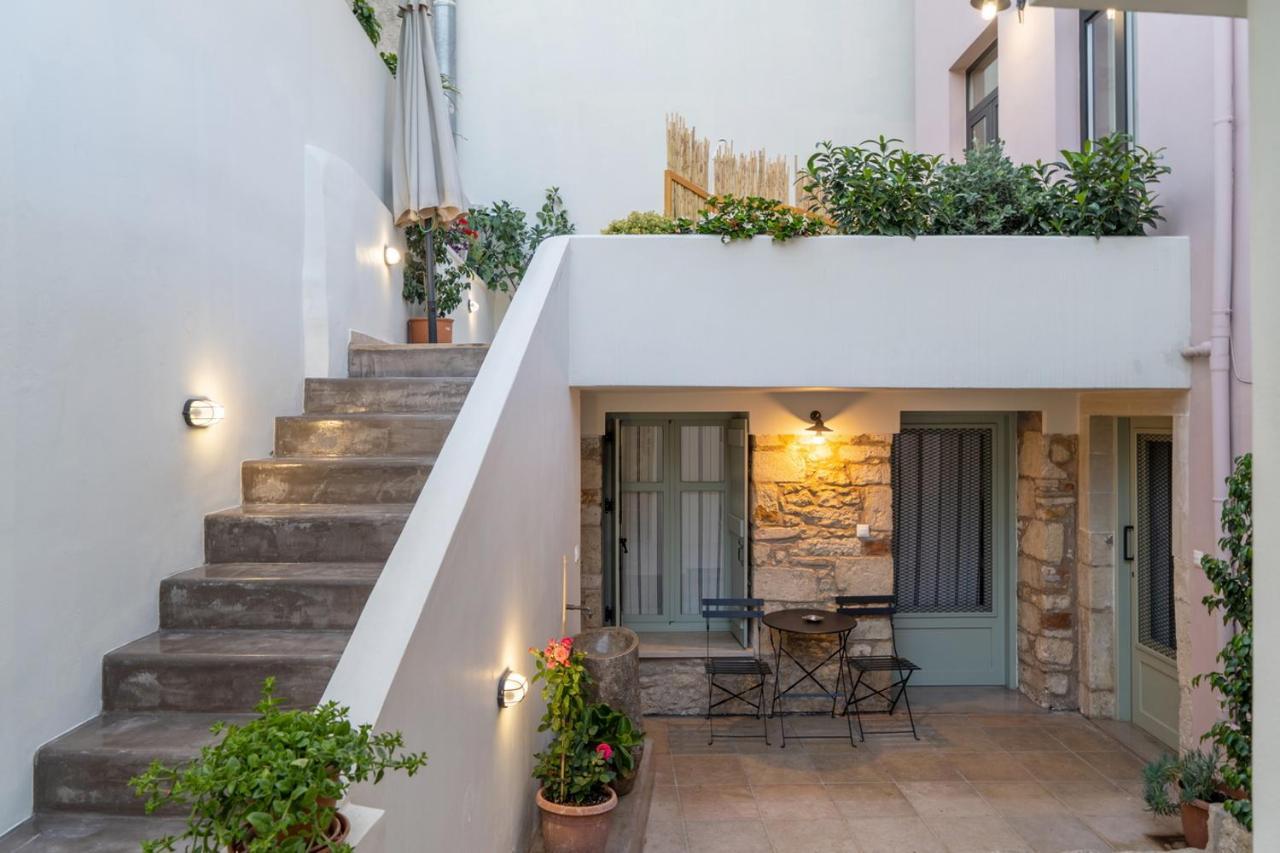 Quattro Domus Apartment Heraklion  Exterior photo