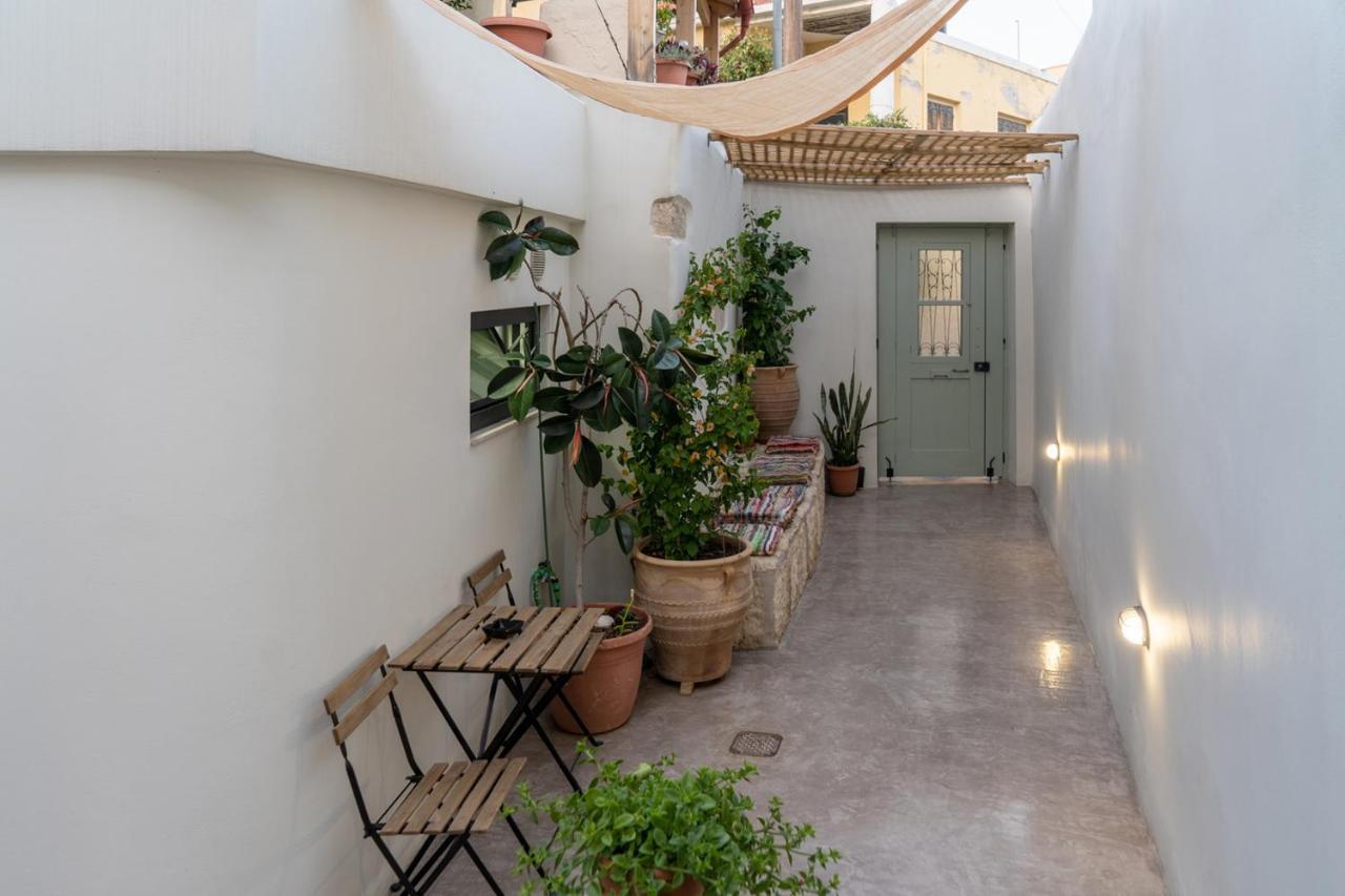 Quattro Domus Apartment Heraklion  Exterior photo